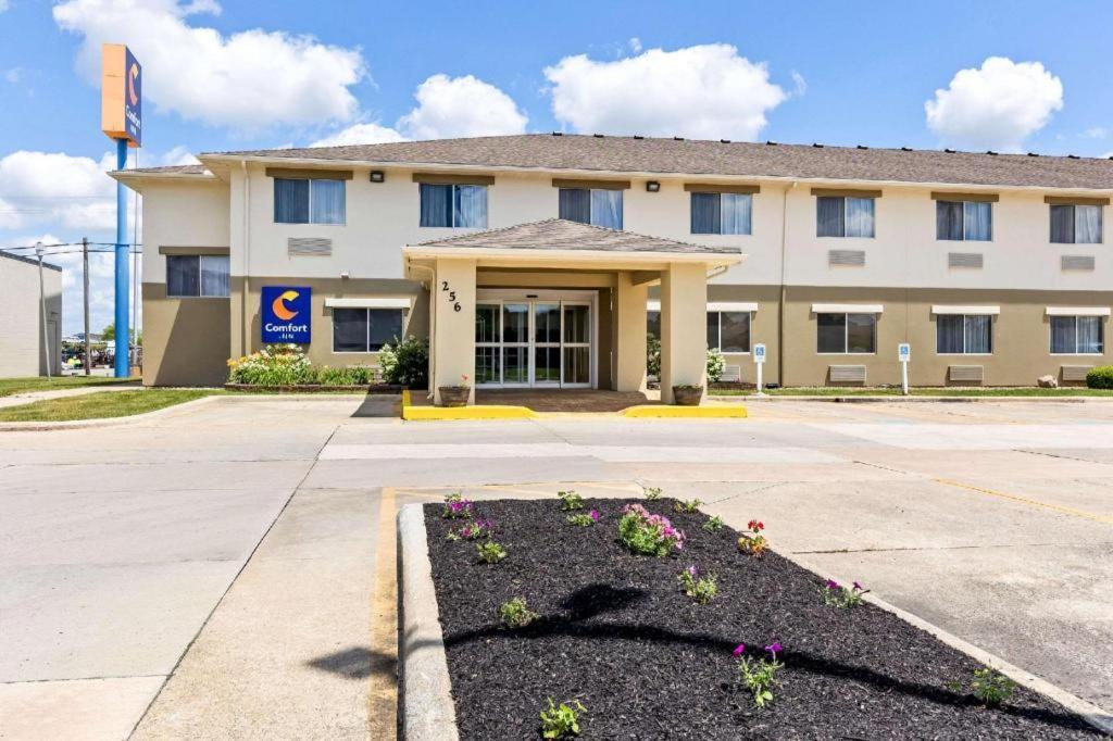Comfort Inn Marion Bagian luar foto