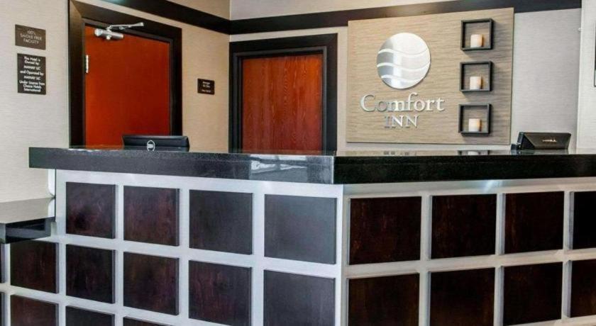 Comfort Inn Marion Bagian luar foto