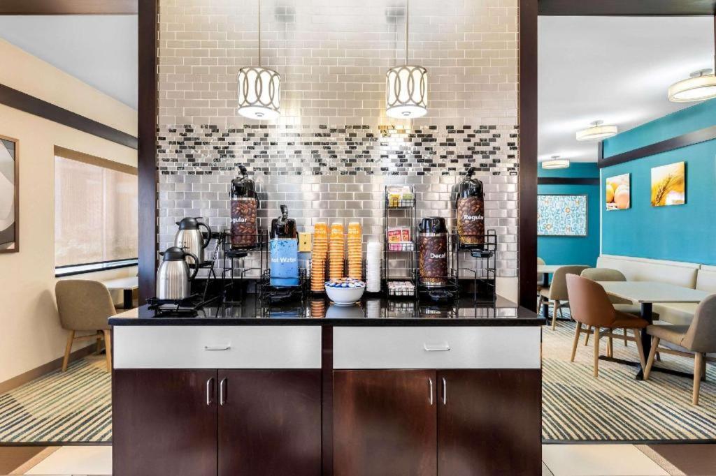 Comfort Inn Marion Bagian luar foto